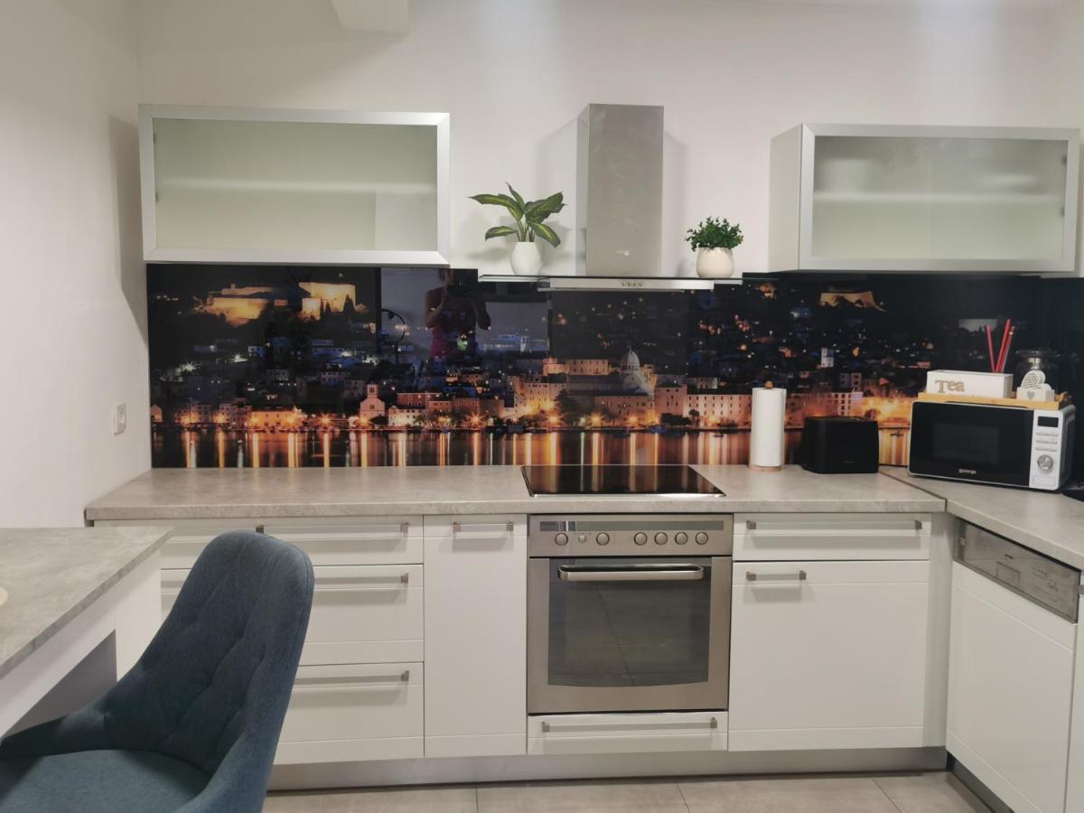 *Enjoy* Appartement Šibenik Buitenkant foto
