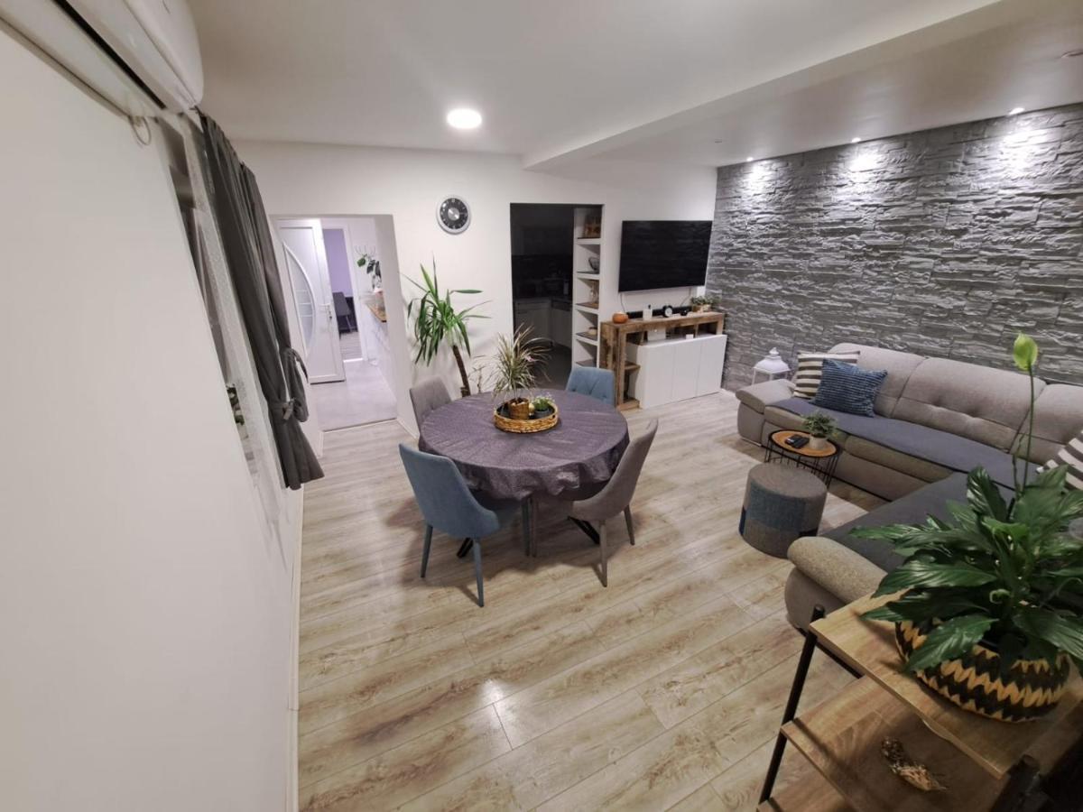 *Enjoy* Appartement Šibenik Buitenkant foto