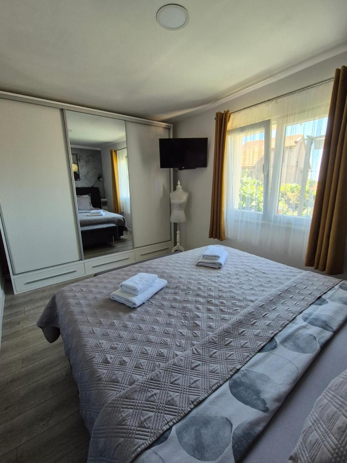 *Enjoy* Appartement Šibenik Buitenkant foto