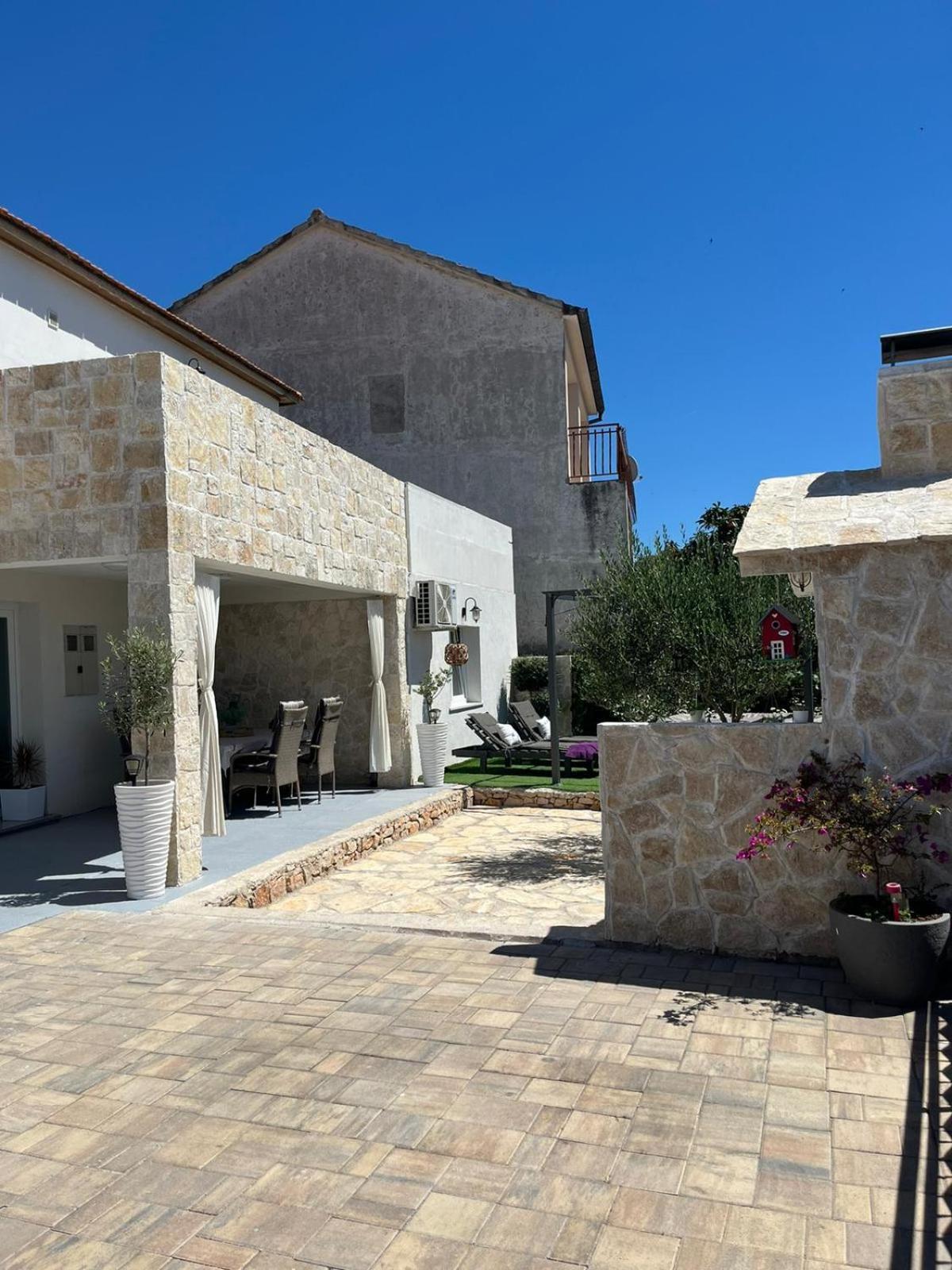 *Enjoy* Appartement Šibenik Buitenkant foto