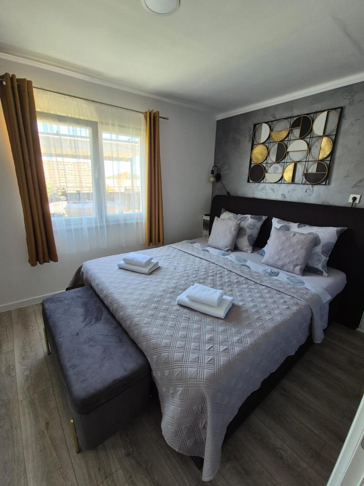 *Enjoy* Appartement Šibenik Buitenkant foto